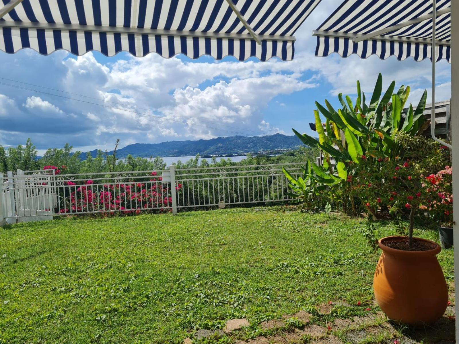 Villa Avec Vue T2 A T5 Duo De La Baie Le Robert Exteriör bild